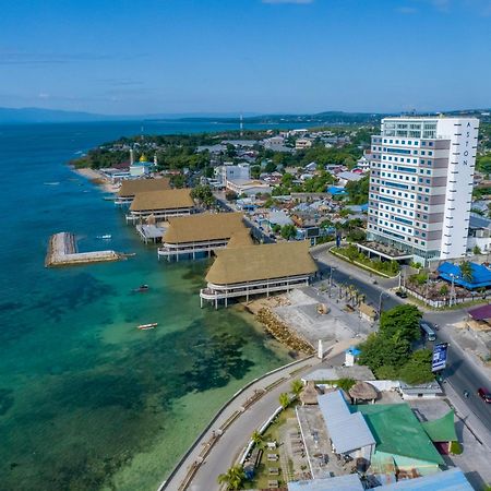 Aston Kupang Hotel & Convention Center Eksteriør bilde