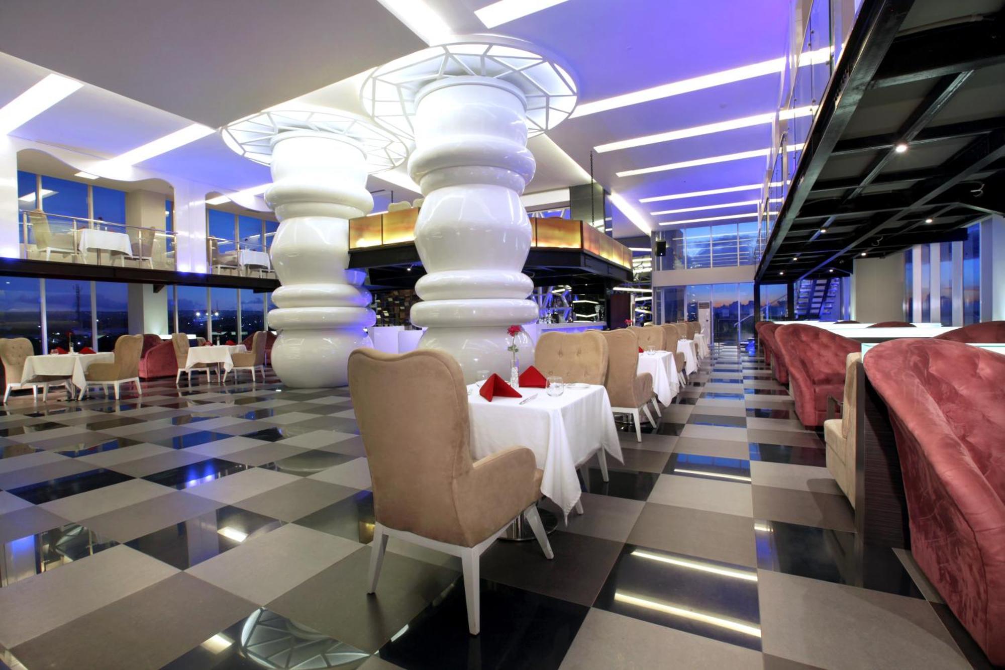 Aston Kupang Hotel & Convention Center Eksteriør bilde