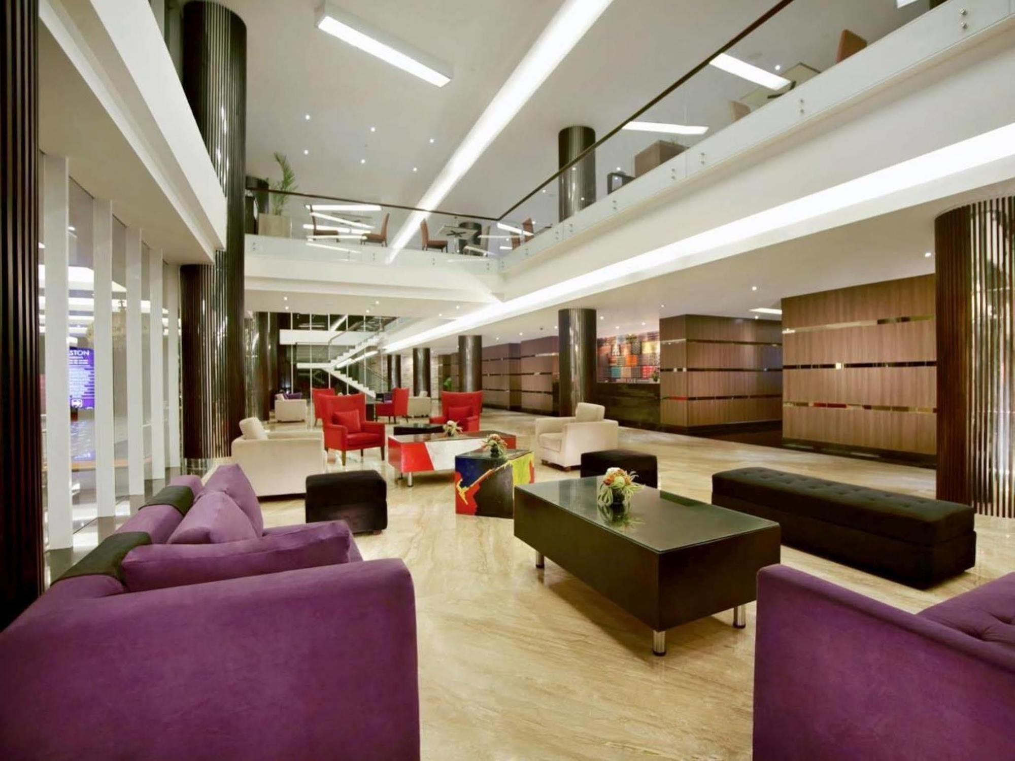 Aston Kupang Hotel & Convention Center Eksteriør bilde
