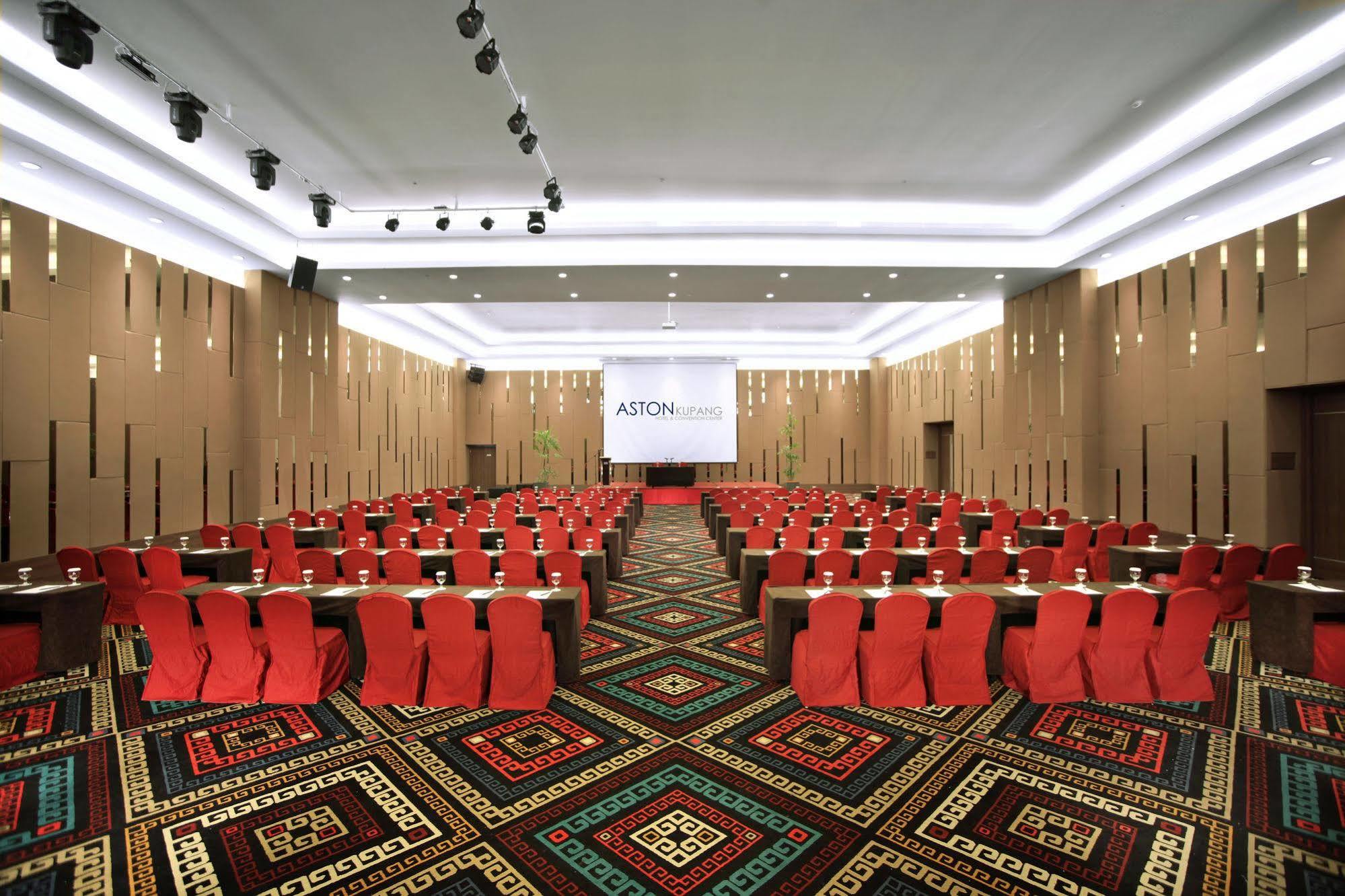 Aston Kupang Hotel & Convention Center Eksteriør bilde